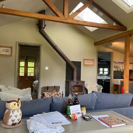 Faraway Follies Villa Llandegla Buitenkant foto