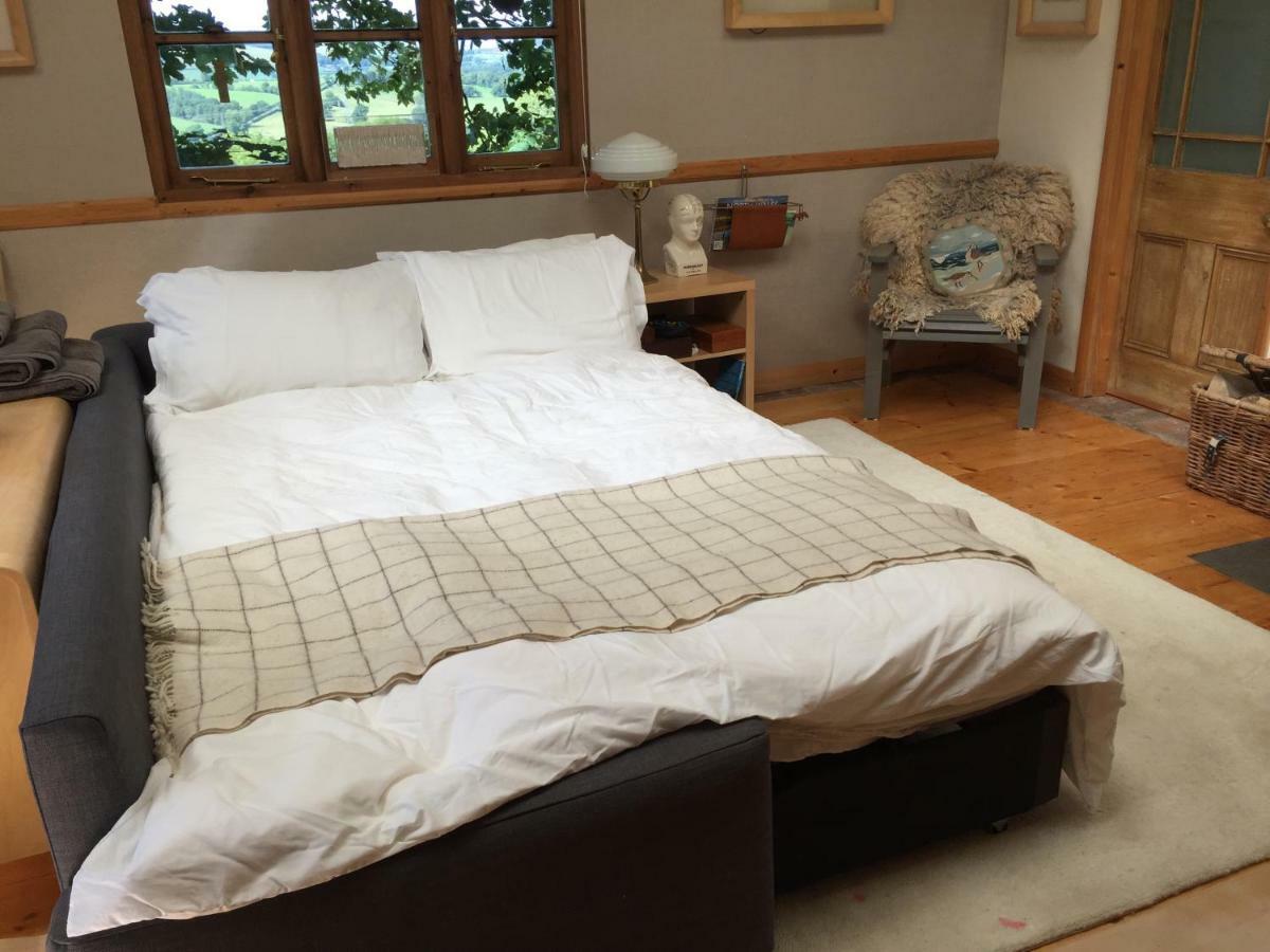 Faraway Follies Villa Llandegla Buitenkant foto